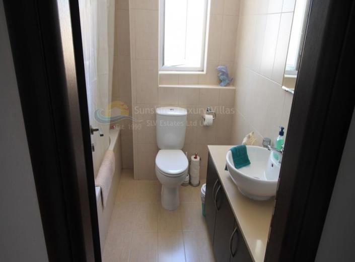 Image No.12-Maison / Villa de 3 chambres à vendre à Aradippou