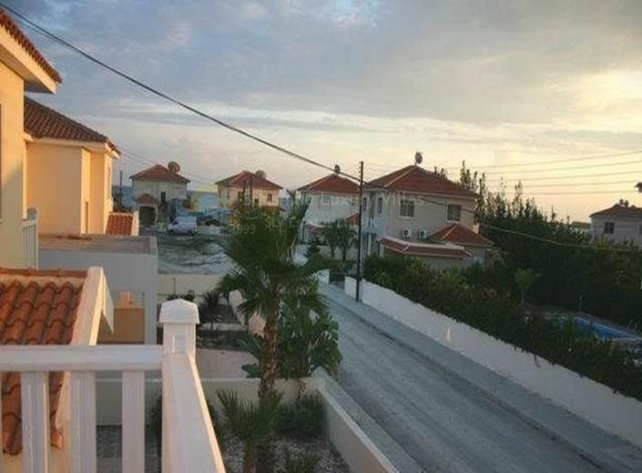 Image No.2-3 Bed House/Villa for sale