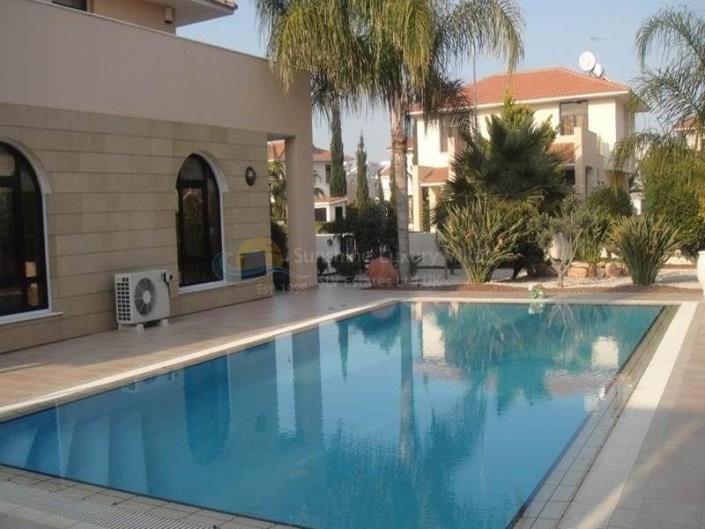 Image No.1-4 Bed House/Villa for sale