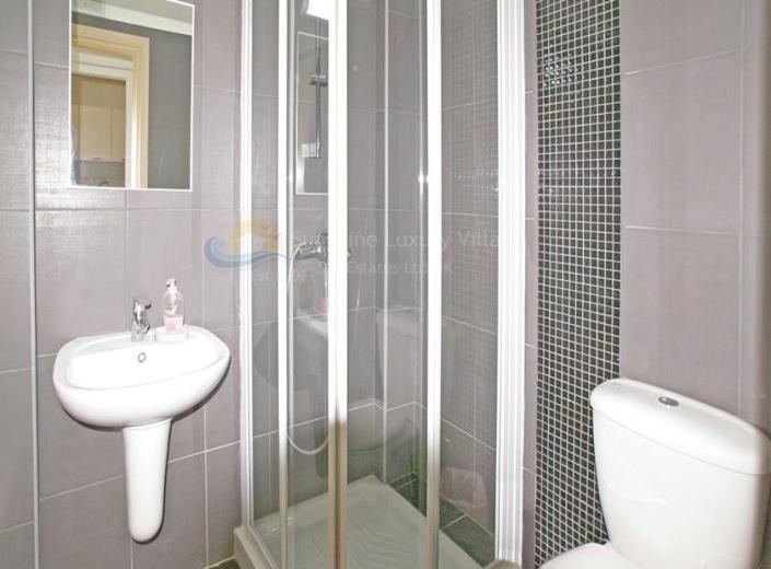 Image No.11-1 Bed Apartment for sale