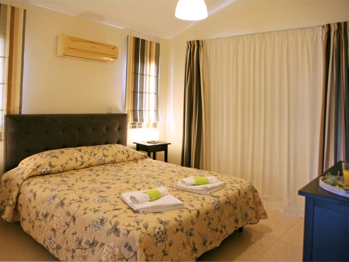 Image No.7-3 Bed Villa for sale