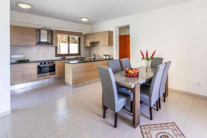 Image No.11-Villa / Détaché de 3 chambres à vendre à Potima