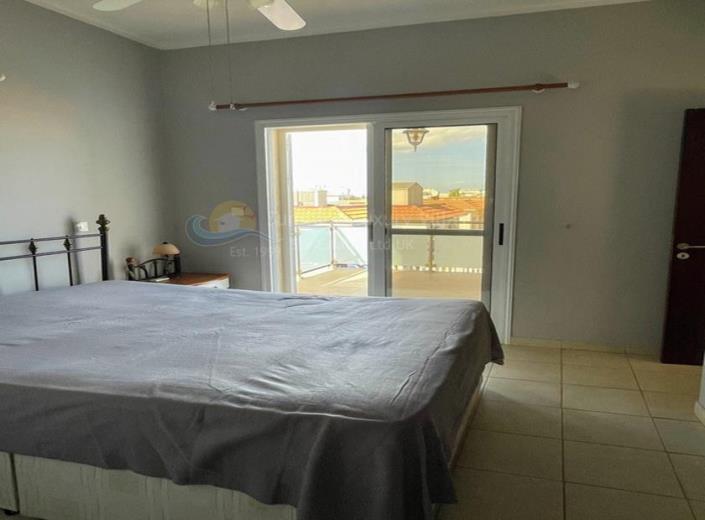 Image No.23-3 Bed Villa for sale