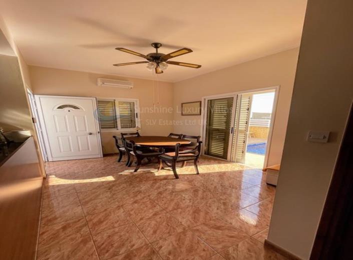 Image No.20-3 Bed Villa for sale