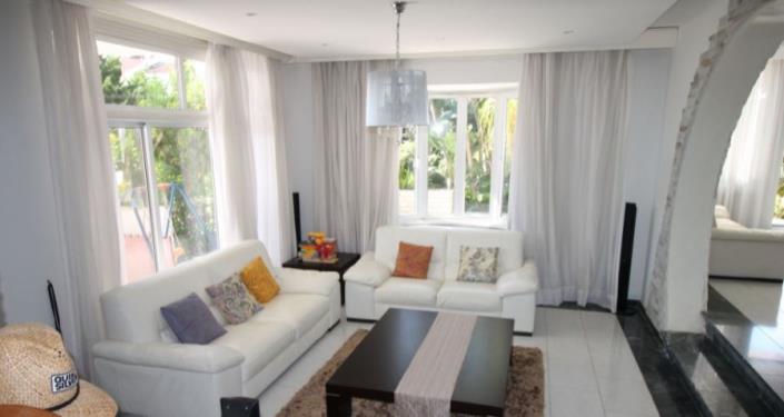 Image No.7-Villa de 5 chambres à vendre à Oroklini