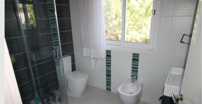 Image No.12-Villa de 5 chambres à vendre à Oroklini