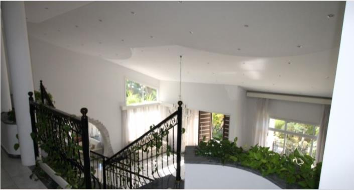 Image No.11-Villa de 5 chambres à vendre à Oroklini