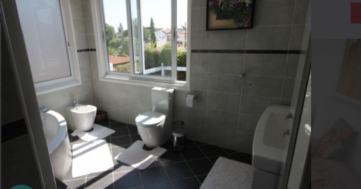 Image No.20-Villa de 5 chambres à vendre à Oroklini