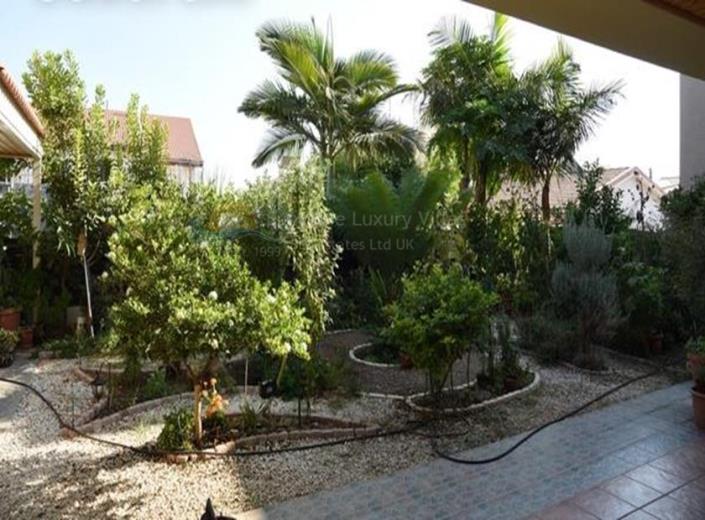 Image No.2-Villa de 4 chambres à vendre à Ekali