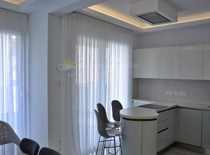 Image No.6-4 Bed House/Villa for sale