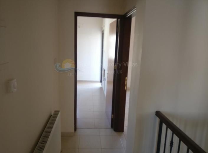 Image No.8-Maison / Villa de 4 chambres à vendre à Aradippou