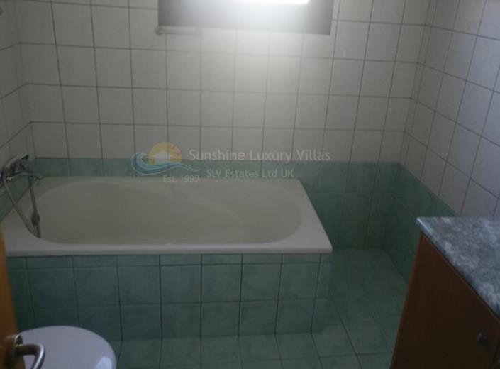 Image No.11-Maison / Villa de 4 chambres à vendre à Aradippou