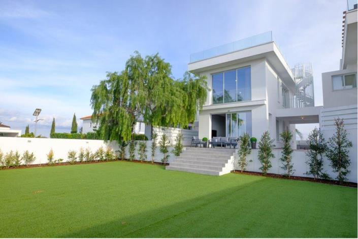 Image No.1-4 Bed House/Villa for sale