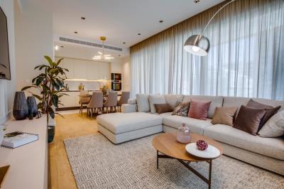 1 - Neapolis, Penthouse