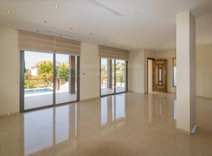 Image No.4-Maison / Villa de 6 chambres à vendre à Germasogeia