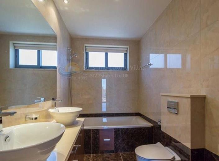 Image No.14-Maison / Villa de 6 chambres à vendre à Germasogeia