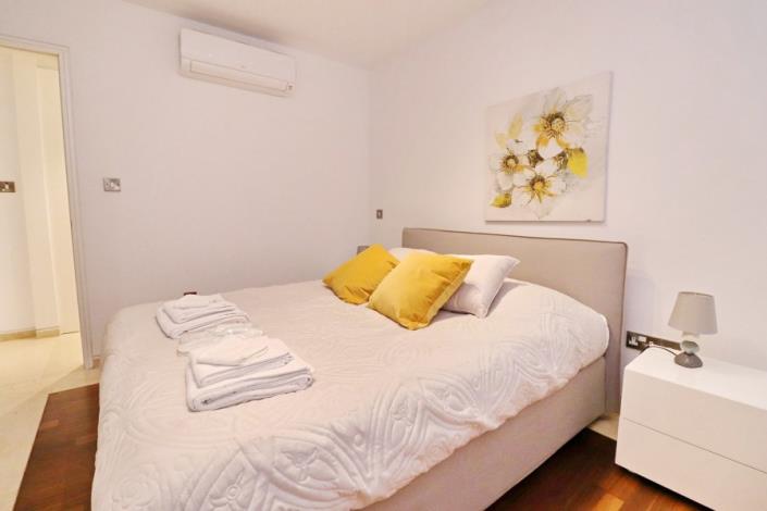 Image No.11-2 Bed Apartment for sale