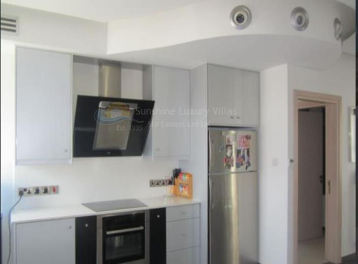 Image No.7-Maison / Villa de 4 chambres à vendre à Dromolaxia