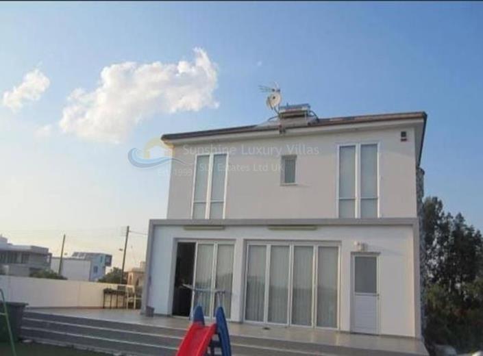 Image No.26-Maison / Villa de 4 chambres à vendre à Dromolaxia