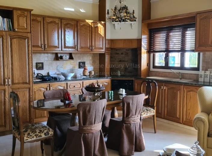 Image No.11-3 Bed House/Villa for sale