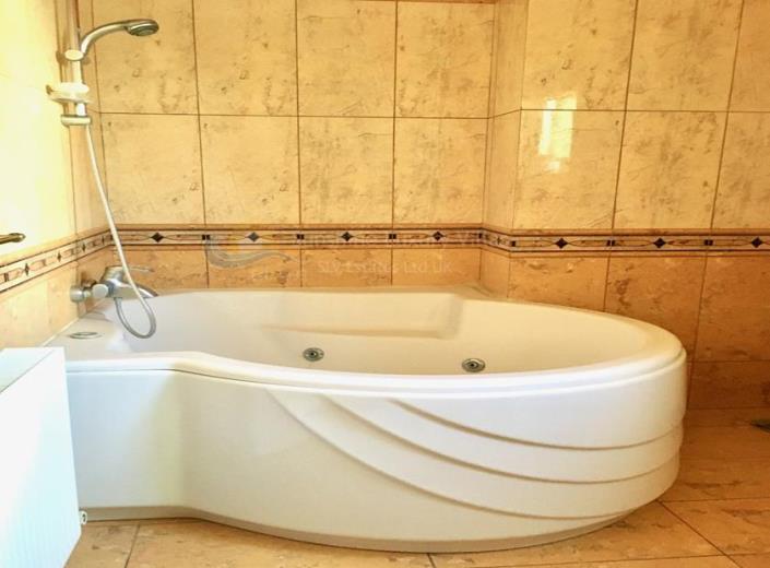 Image No.22-6 Bed Villa for sale