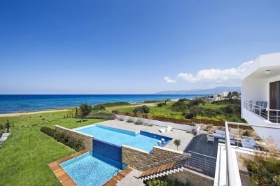 Akamas-Bay-Villas-beachfront-properties-in-Pafos-1129x752