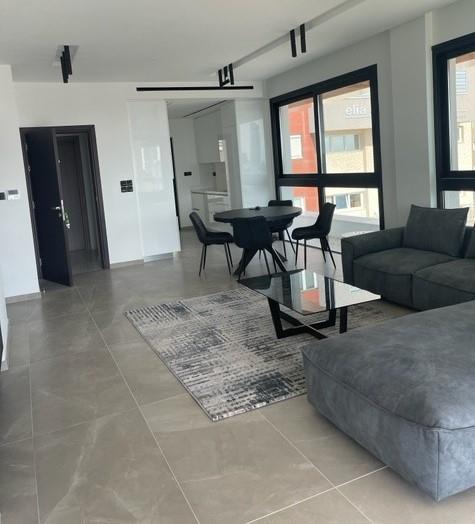 Image No.2-Appartement de 3 chambres à vendre à Mesa Geitonia