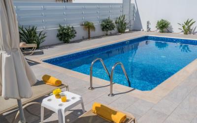 2-2-bed-villa-in-cape-greco