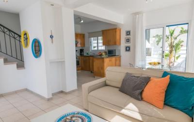 8-2-bed-villa-in-cape-greco