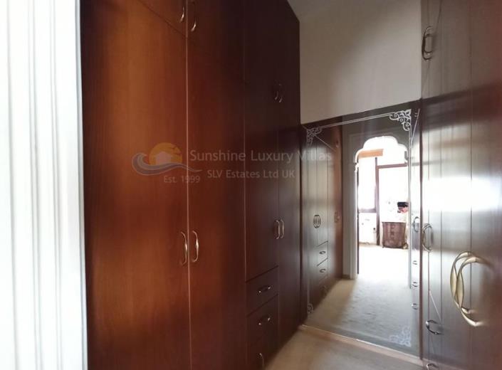 Image No.8-Maison / Villa de 4 chambres à vendre à Oroklini