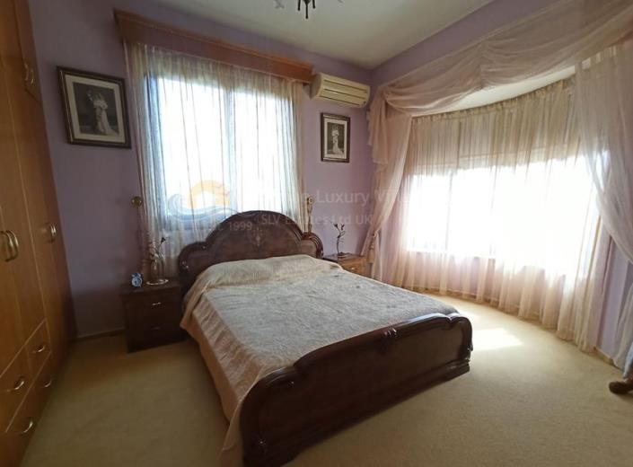 Image No.10-Maison / Villa de 4 chambres à vendre à Oroklini