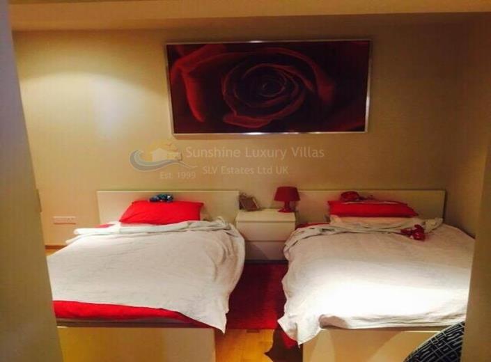 Image No.8-2 Bed Apartment for sale