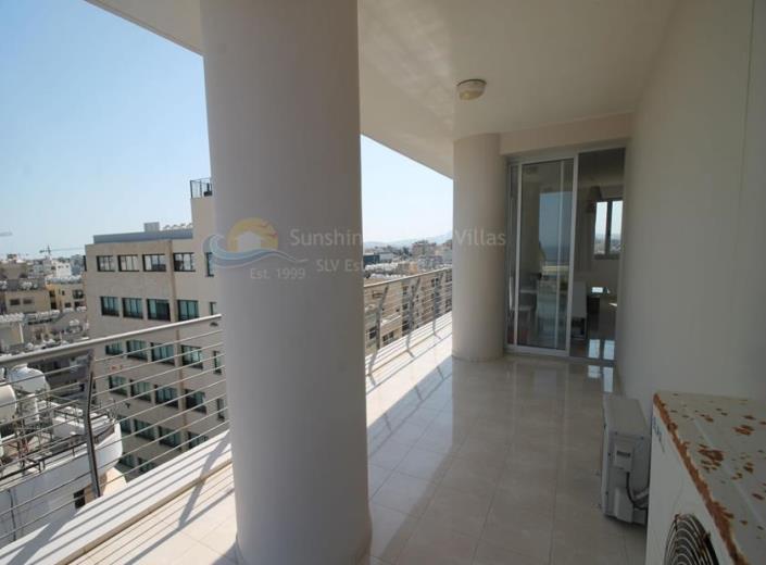 Image No.3-Appartement de 2 chambres à vendre à Larnaca