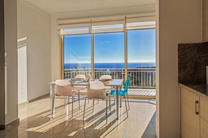 Image No.5-Villa de 5 chambres à vendre à Agios Tychonas