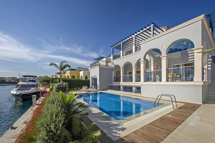 Image No.1-Villa de 3 chambres à vendre à Limassol Marina