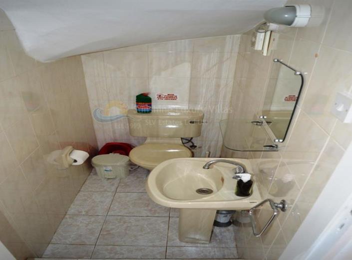 Image No.10-Maison / Villa de 2 chambres à vendre à Oroklini