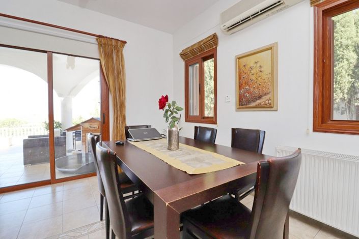Image No.4-3 Bed Villa for sale
