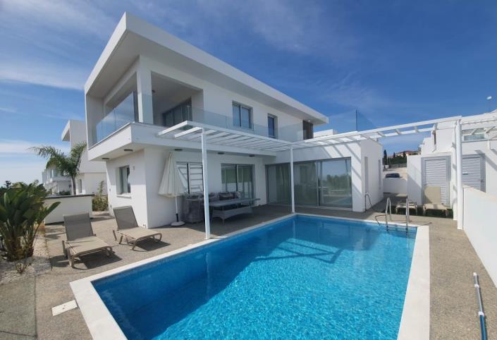 Image No.1-Villa de 3 chambres à vendre à Ayia Napa