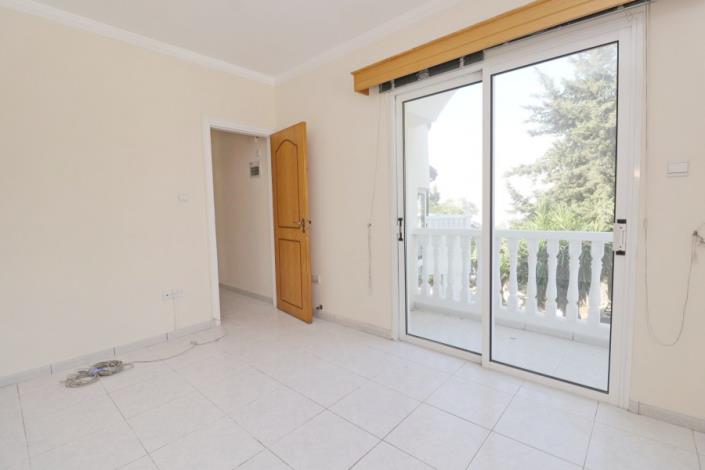 Image No.15-Villa de 3 chambres à vendre à Tsada