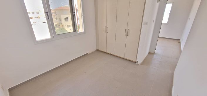 Image No.5-2 Bed Property for sale