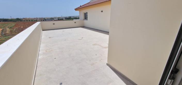 Image No.29-2 Bed Property for sale