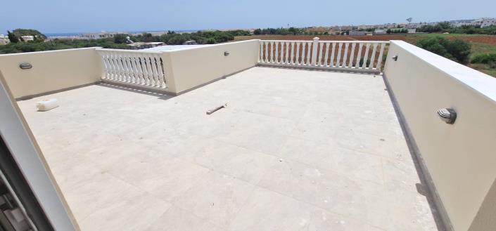 Image No.25-2 Bed Property for sale