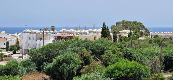 Image No.16-2 Bed Property for sale