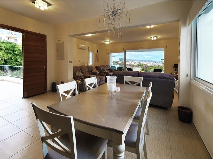 Image No.3-Villa de 3 chambres à vendre à Peyia