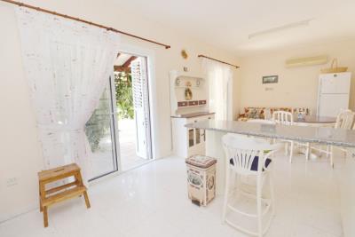 45727-detached-villa-for-sale-in-peyia_full