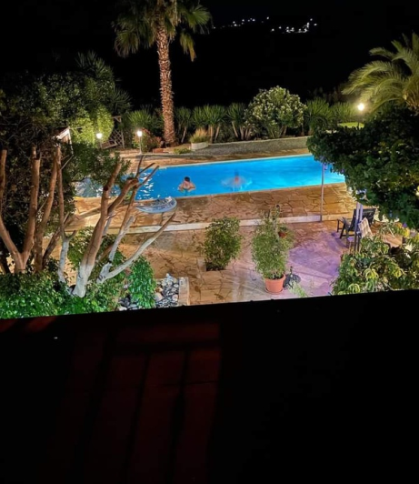 Image No.2-Maison / Villa de 5 chambres à vendre à Amargeti