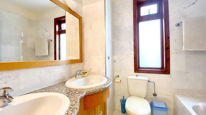 Image No.14-3 Bed Villa for sale