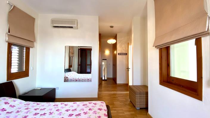 Image No.19-3 Bed Villa for sale