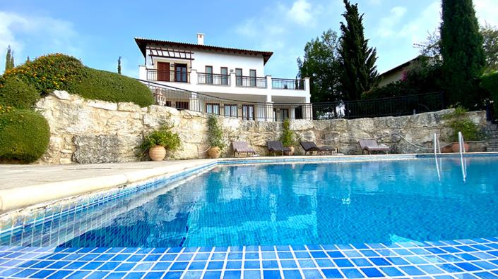 Image No.1-3 Bed Villa for sale