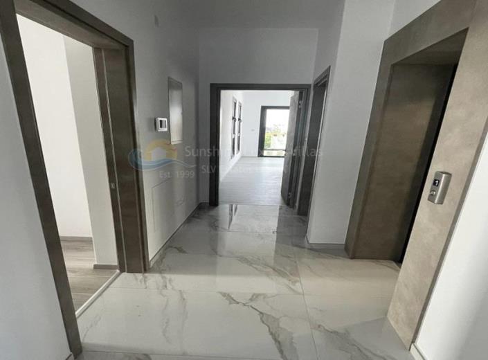 Image No.17-Villa de 5 chambres à vendre à Germasogeia